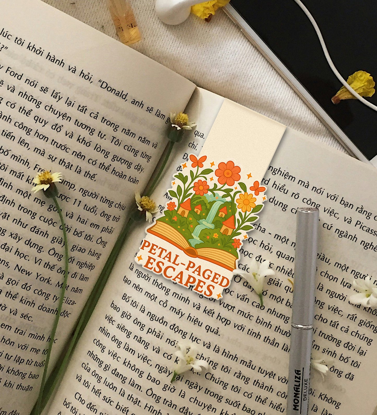 Magnetic Bookmark - Petal Paged Escapes